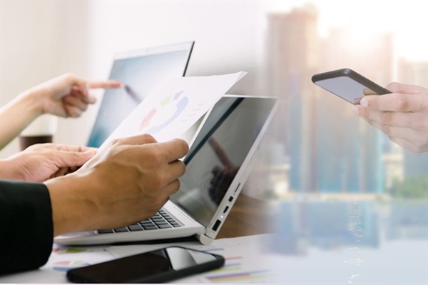 What Compliance Risks Exist in Business Communications Systems?
